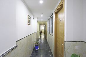 Hotel Decent Suites - Delhi Airport