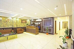 Hotel Decent Suites - Delhi Airport