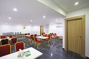 Hotel Decent Suites - Delhi Airport