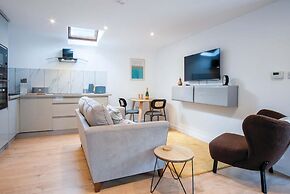 Flat 2 - 1 Bedroom Apartment - Tenby