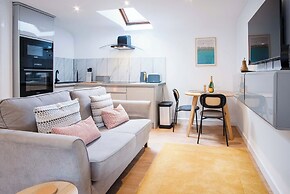 The Lobster Pot - 1 Bedroom Apartment - Tenby