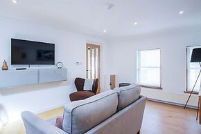 Flat 2 - 1 Bedroom Apartment - Tenby