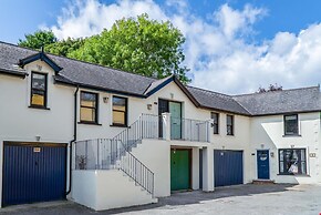The Cottage - 2 Bedroom Cottage - Tenby
