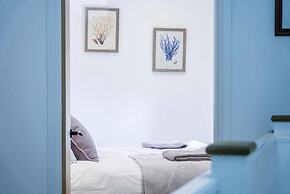 The Cottage - 2 Bedroom Cottage - Tenby