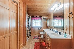 Cozy Mountain Retreat W/ Scenic Views 3 Bedroom Home by RedAwning