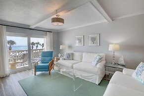 331 El Matador 2 Bedroom Home by RedAwning