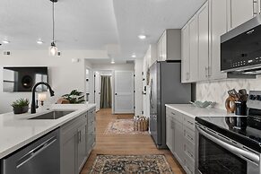 Surf & Sand Castle 2 Bedroom Condo