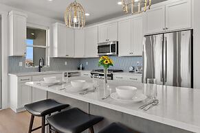 The Lagoon Neighbor 3 Bedroom Condo