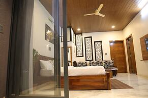 Amritam Palace A Luxury AC Home Stay