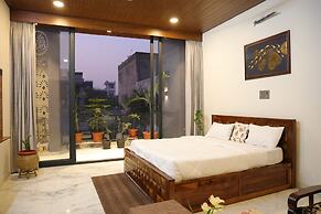 Amritam Palace A Luxury AC Home Stay