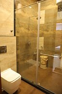 Amritam Palace A Luxury AC Home Stay