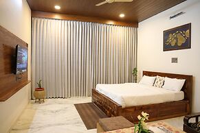 Amritam Palace A Luxury AC Home Stay