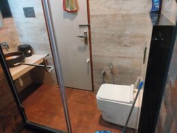 Amritam Palace A Luxury AC Home Stay