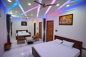 Amritam Palace A Luxury AC Home Stay