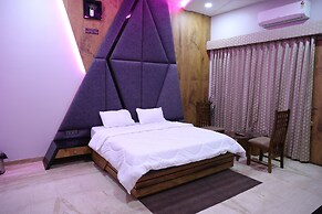 Amritam Palace A Luxury AC Home Stay