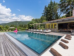 La Petite Ivy, Trenninghof 1302 - Managed by SKY9 Apartments