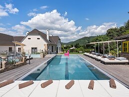 La Petite Ivy, Trenninghof 1302 - Managed by SKY9 Apartments