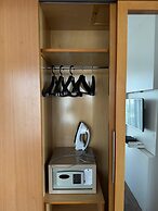 Get a Flat 1103