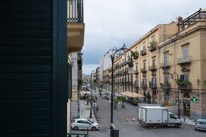 Palazzo Falcone Apartments