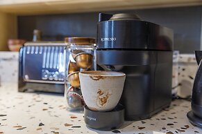 Shirehall Apartments