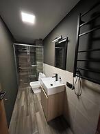 Walk to Ski Lift-1br-studio-balcony-parking