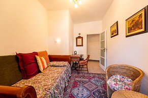 Limonta Lakeview Apartment