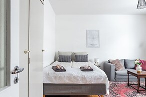 Studios near Lahti Center and Isku-Arena with Free Parking