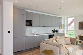 The Tottenham Scenery - Elegant 2bdr Flat With Balcony