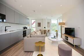 The Tottenham Scenery - Elegant 2bdr Flat With Balcony