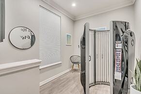 Welcoming 2BR Pool Gym Near Hill AFB Lagoon