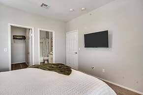 Welcoming 2BR Pool Gym Near Hill AFB Lagoon