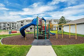 Luxury King Beds Pool Gym - Near Hill AFB