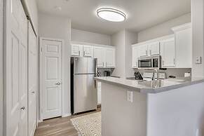 Luxury King Beds Pool Gym - Near Hill AFB