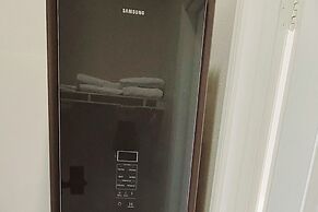 Luxury King Beds Pool Gym - Near Hill AFB