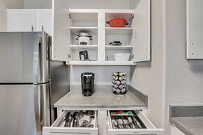 Ground Floor King Beds Pool Gym - Near Hill AFB