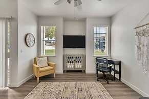 1st Fl King Beds Pool Garage - Near AFB