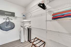 1st Fl King Beds Pool Garage - Near AFB