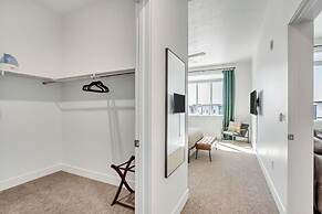 Upscale 2BR w Pool Gym Near Hill AFB