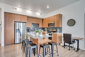 Upscale 2BR w Pool Gym Near Hill AFB