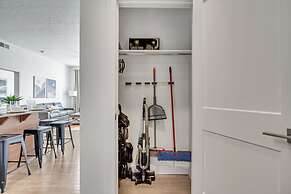 Upscale 2BR w Pool Gym Near Hill AFB