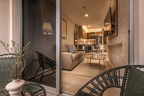 Houze Stay & Residences by AVA