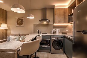 Houze Stay & Residences by AVA