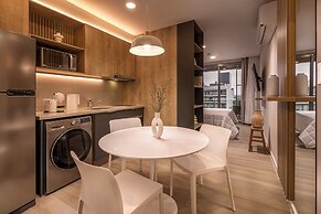 Houze Stay & Residences by AVA