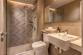 Houze Stay & Residences by AVA