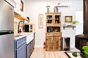 Rustic Studio Rain Shower 3min-asian Dist