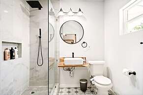 Rustic Studio Rain Shower 3min-asian Dist