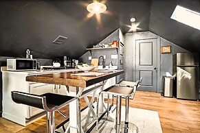 3-story 6-bedroom 4 Bathrooms 3min-asian Dist