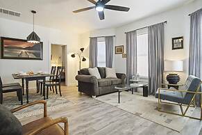 3-story 6-bedroom 4 Bathrooms 3min-asian Dist