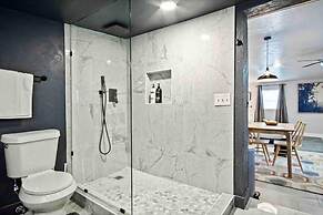 3-story 6-bedroom 4 Bathrooms 3min-asian Dist