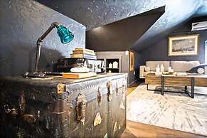 3-story 6-bedroom 4 Bathrooms 3min-asian Dist